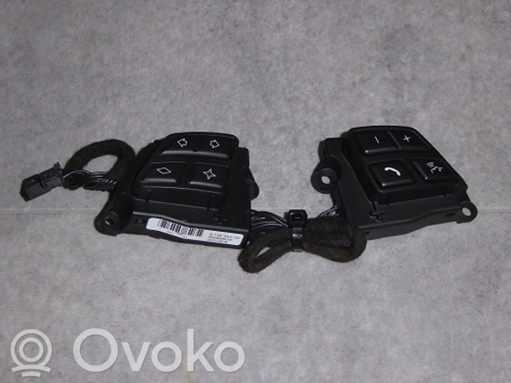 BMW 1 E81 E87 Кнопки рулевого колеса 