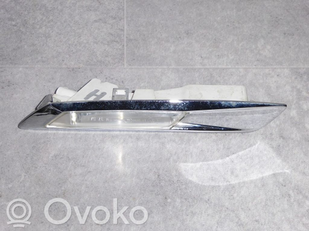 BMW 5 GT F07 Semnalizator față 