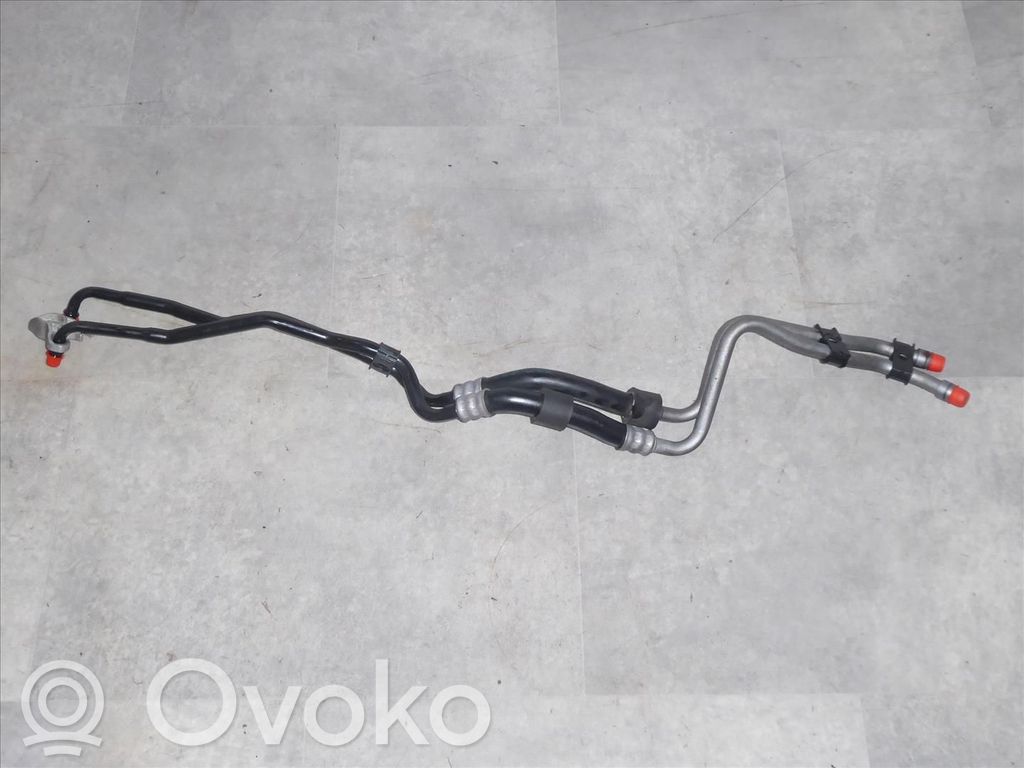 BMW 7 F01 F02 F03 F04 Oil cooling pipe 