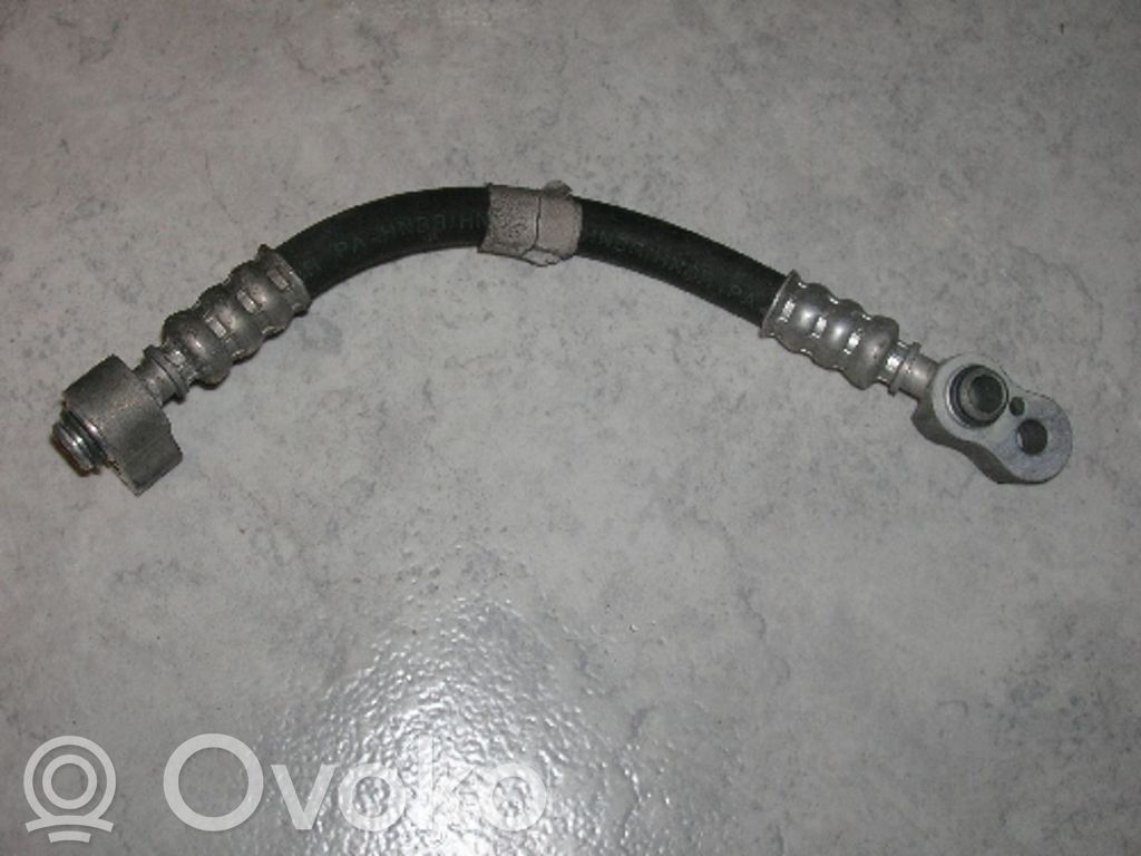 BMW 5 E39 Ilmastointilaitteen putki (A/C) 