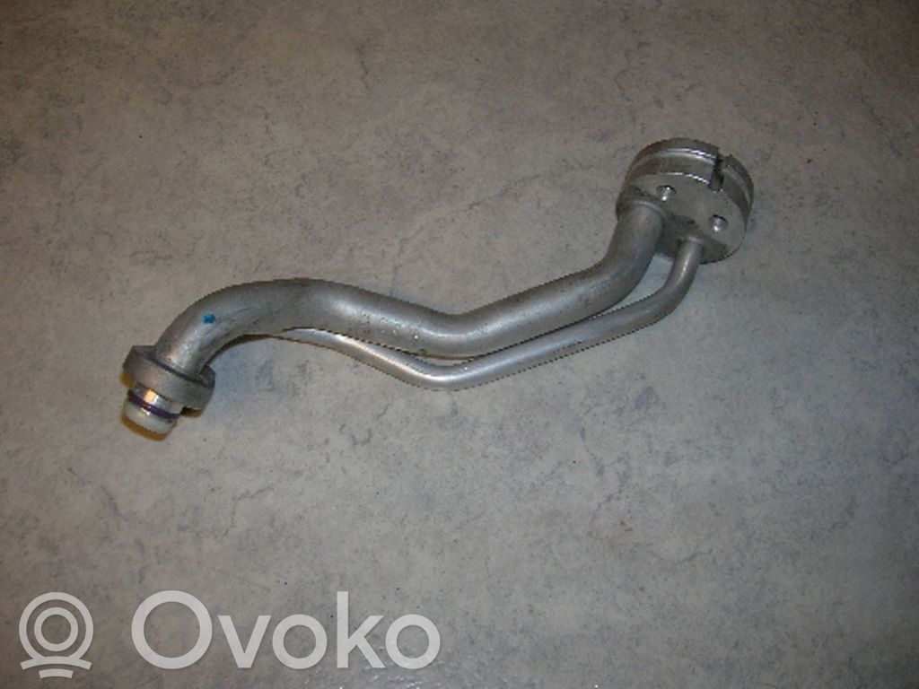 BMW 3 E46 Moottorin vesijäähdytyksen putki/letku 