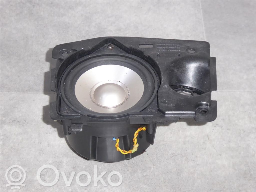 BMW 7 E65 E66 Etuoven kaiutin 