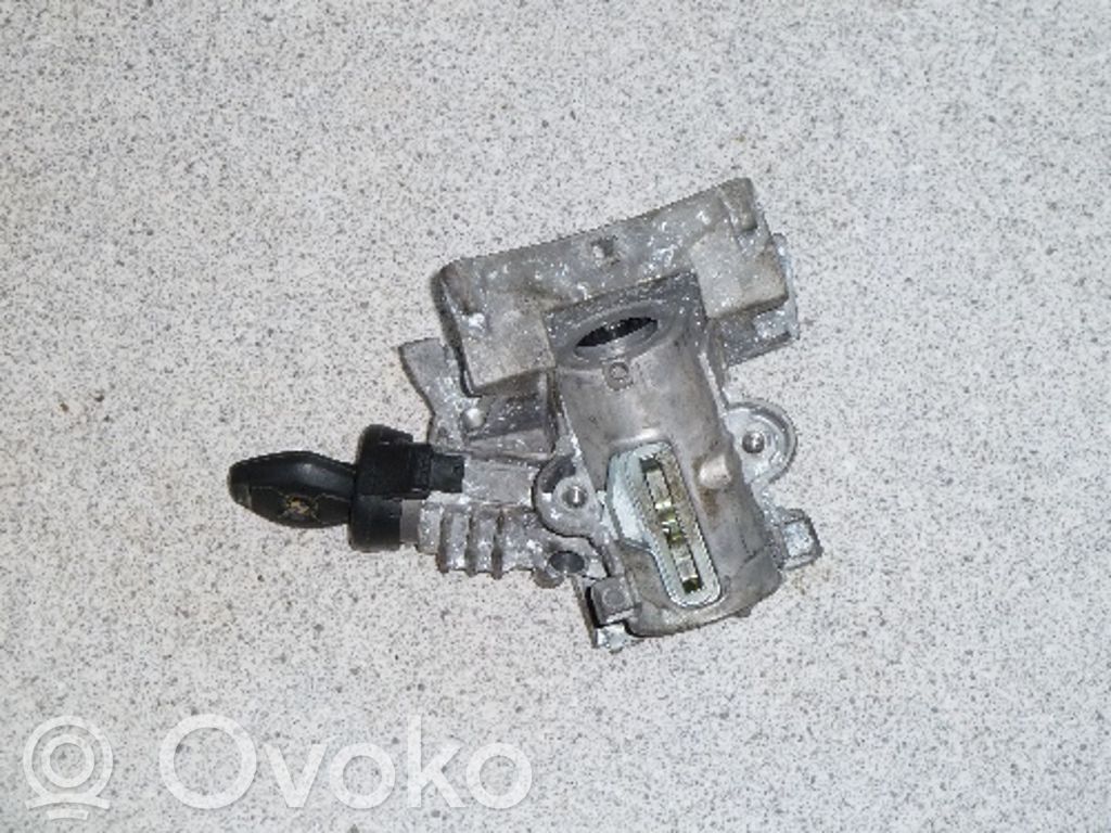 Ohjauspyörän lukitus   32321095824,32321095824