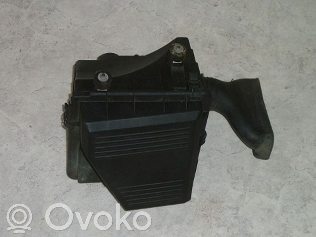 BMW 3 E36 Įsiurbimo rezonatorius 