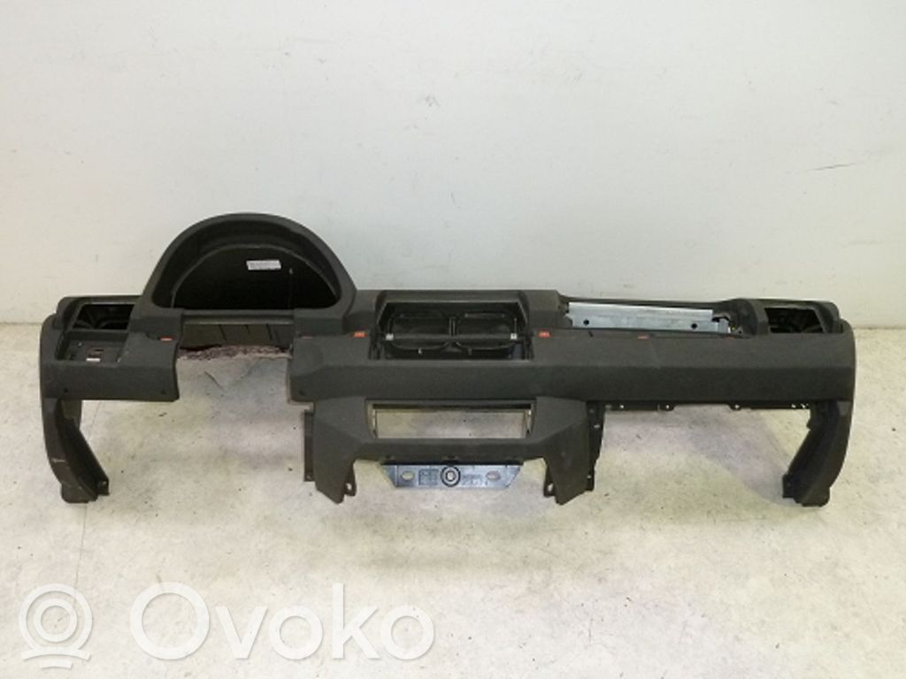 BMW X5 E53 Paneļa apdare 