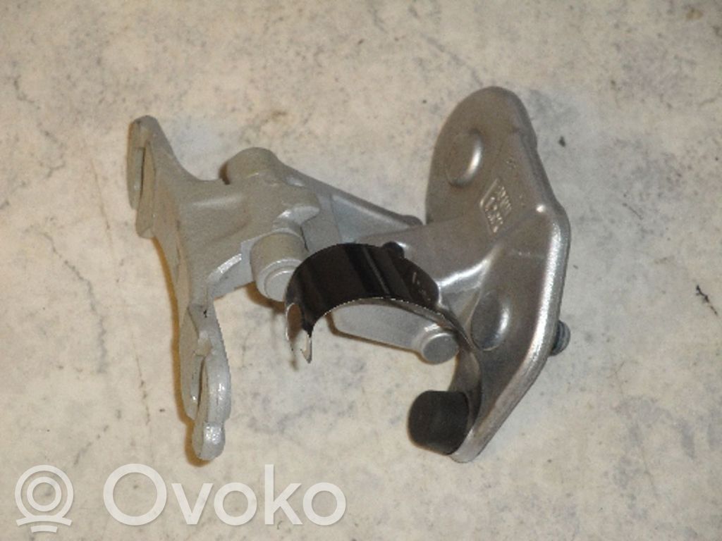 BMW 1 E81 E87 Tailgate/trunk/boot hinge 