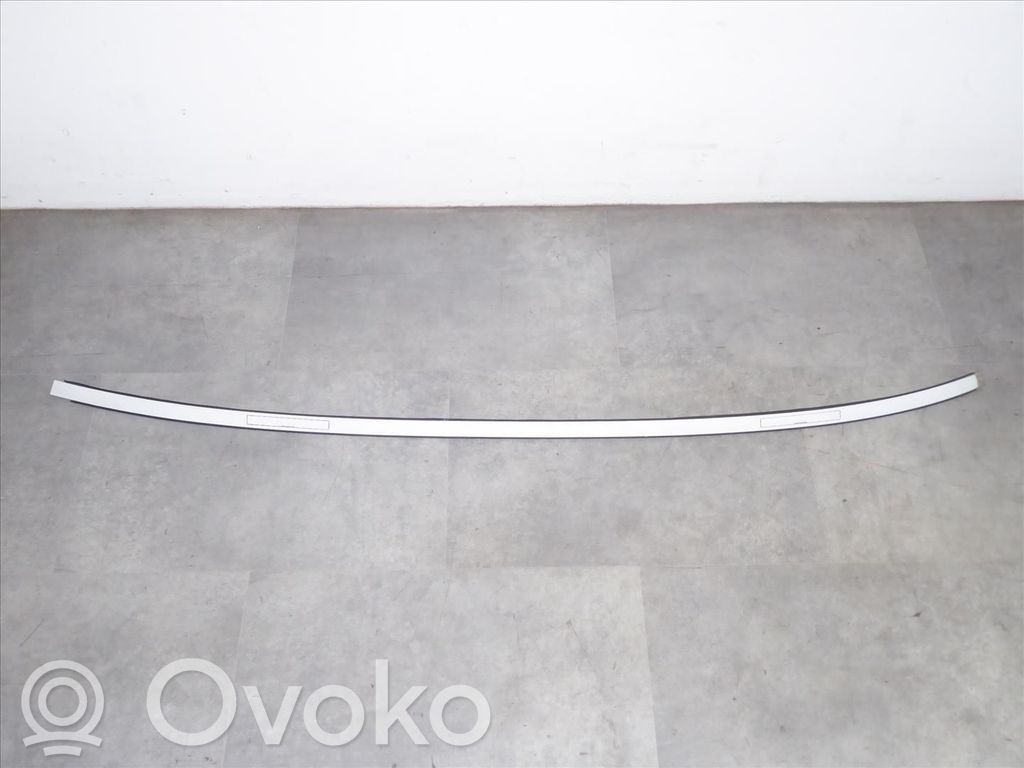 BMW 3 E90 E91 Katon muotolistan suoja 
