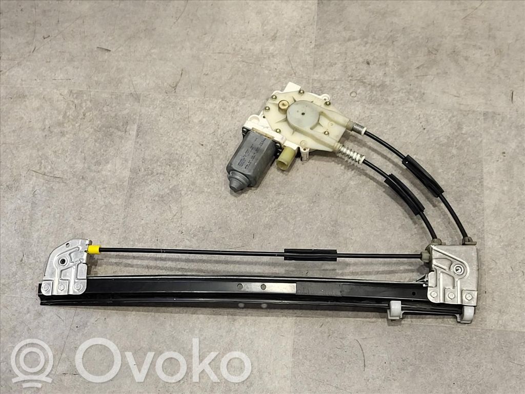 BMW 5 E39 Elektryczny podnośnik szyby drzwi tylnych 