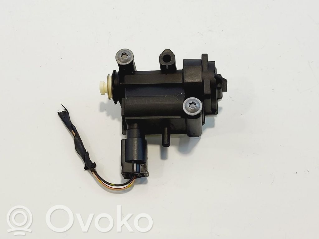 BMW 5 F10 F11 Motorino del tappo del serbatoio del carburante