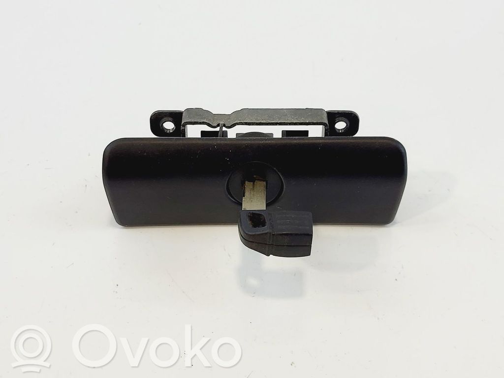 Serrure de boîte à gants   51168163018,51168163018