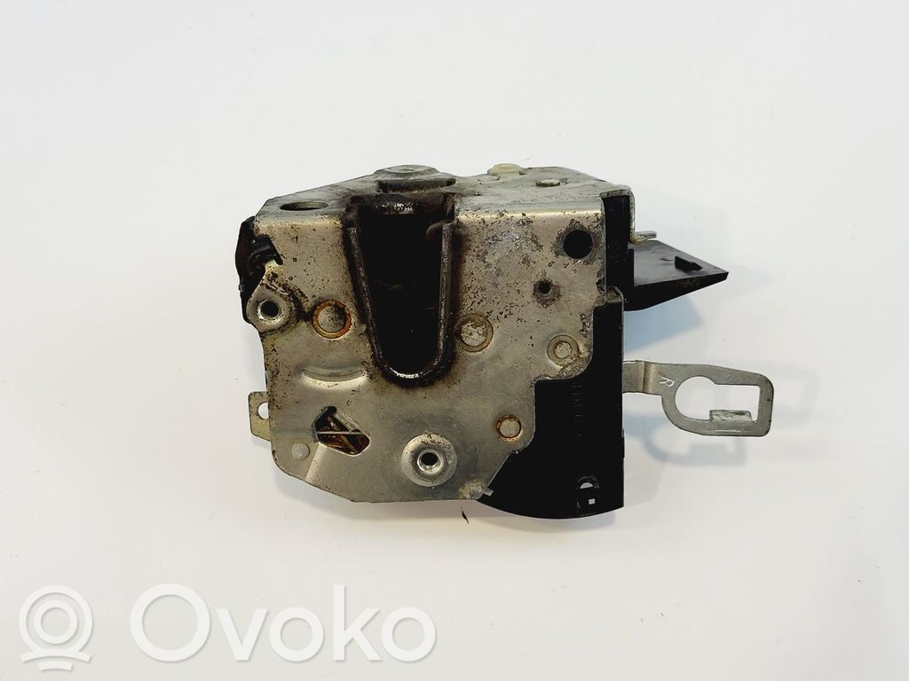 BMW 3 E36 Front door lock 