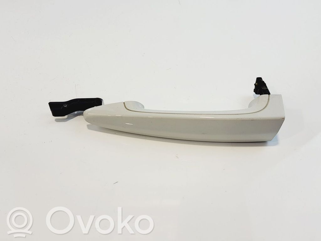 BMW 3 F30 F35 F31 Klamka/wspornik zewnętrzny drzwi przednich 