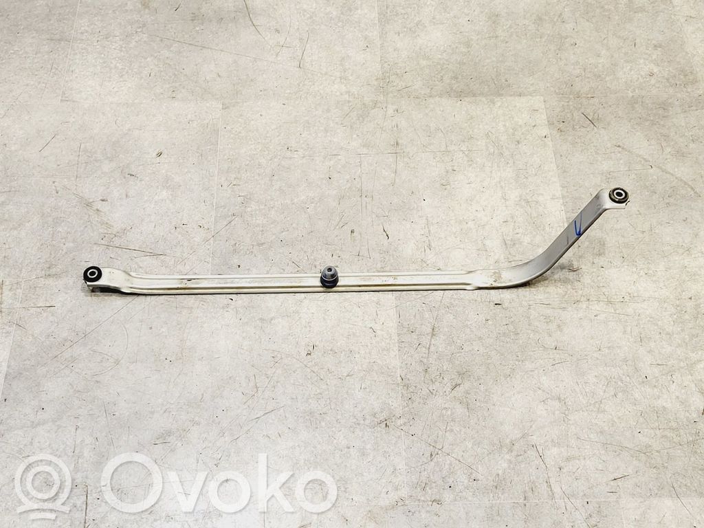 BMW 5 G30 G31 G38 Staffa di fissaggio del serbatoio del carburante
