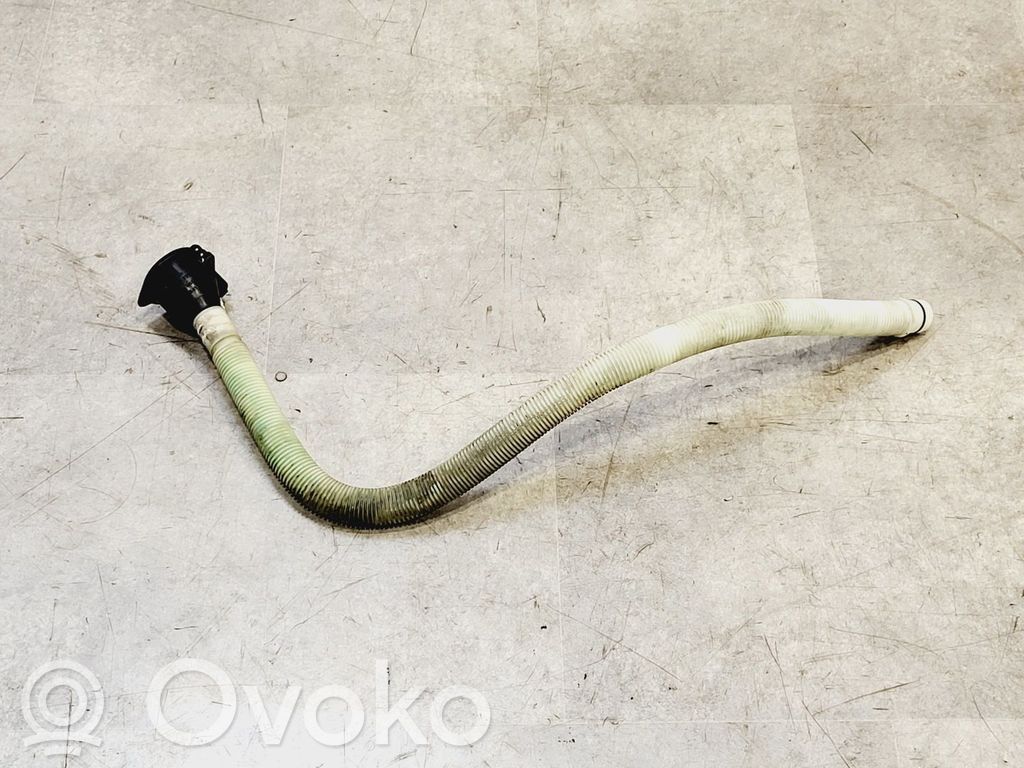 BMW 1 E81 E87 Einfüllschlauch Waschwasserbehälter 