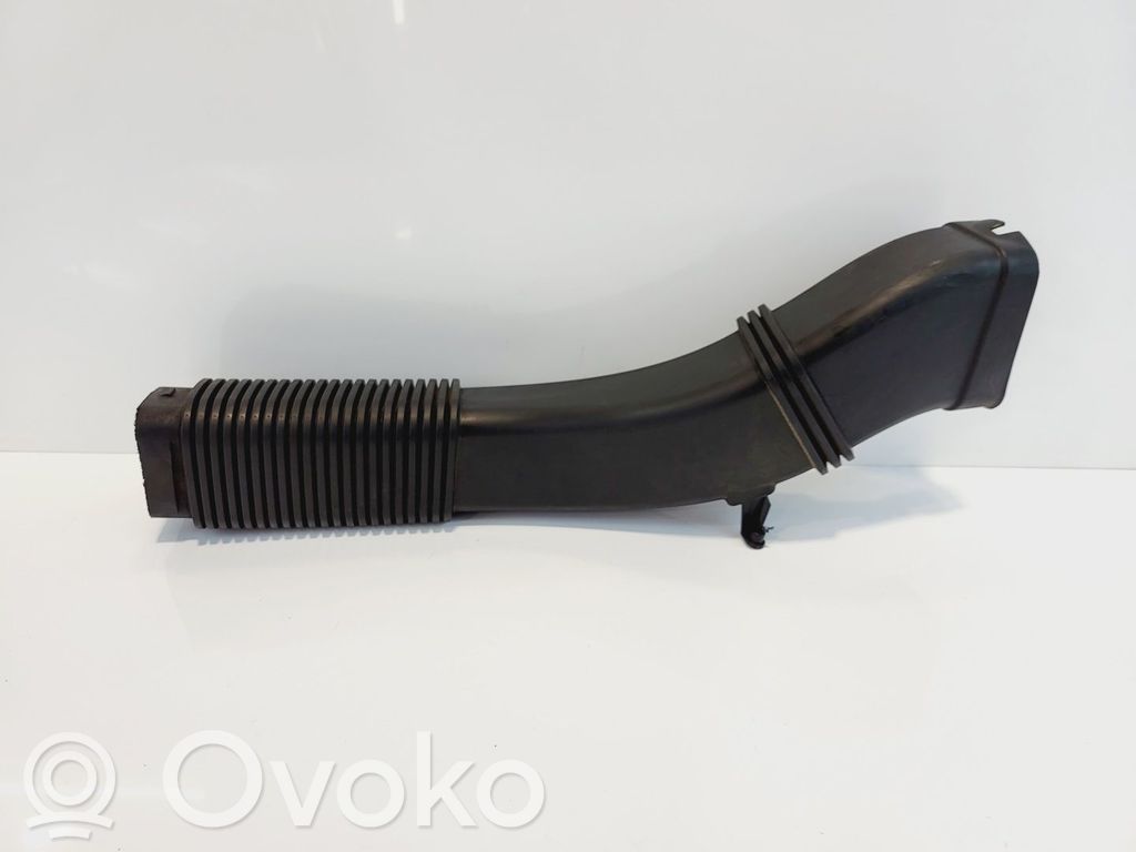 BMW 5 F10 F11 Część rury dolotu powietrza 