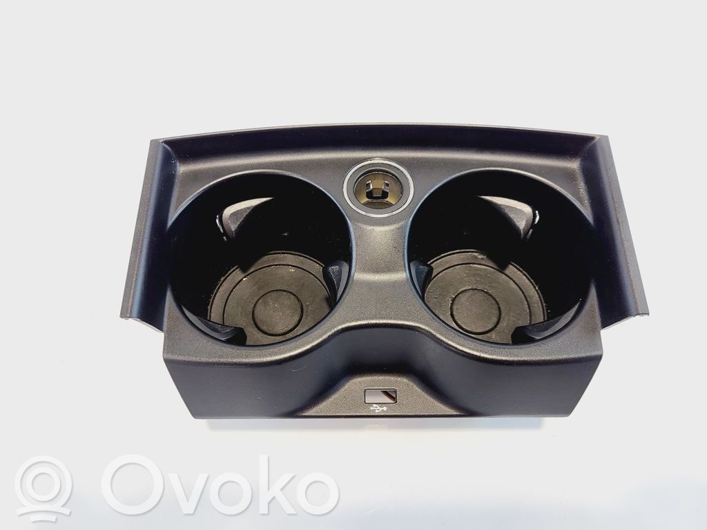 BMW 5 G30 G31 G38 Portabicchiere anteriore 