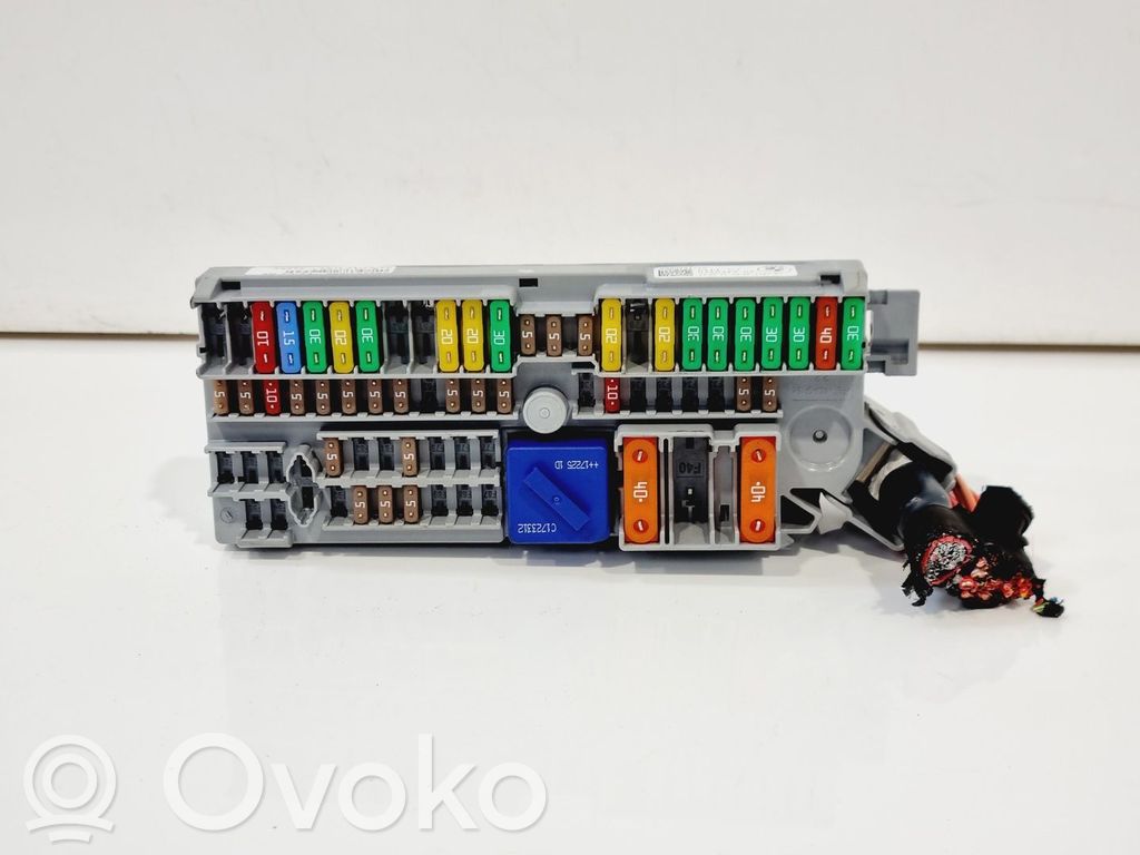 BMW 5 G30 G31 G38 Set cutie siguranțe 