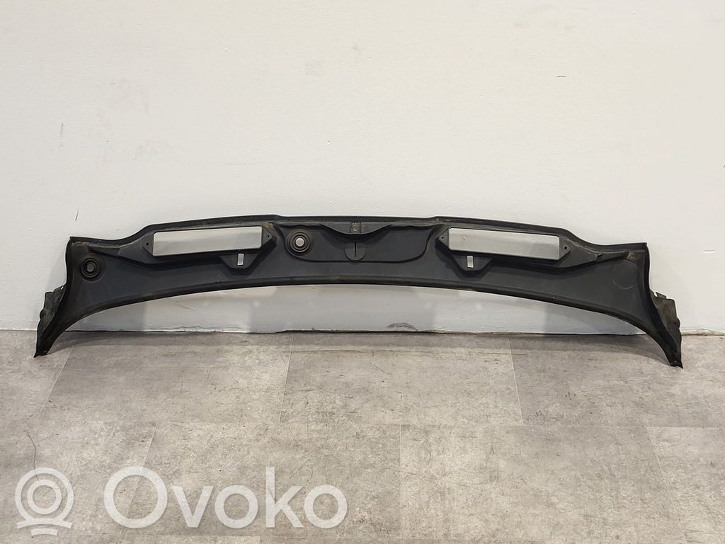 BMW 3 E90 E91 Wiper trim 