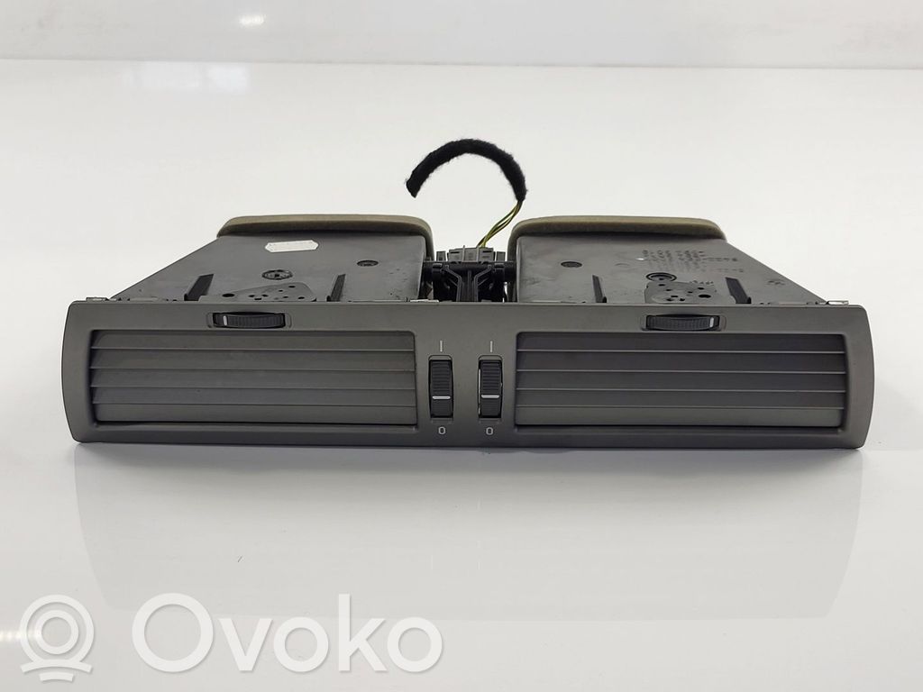 BMW 7 E65 E66 Rejilla de ventilación central del panel 