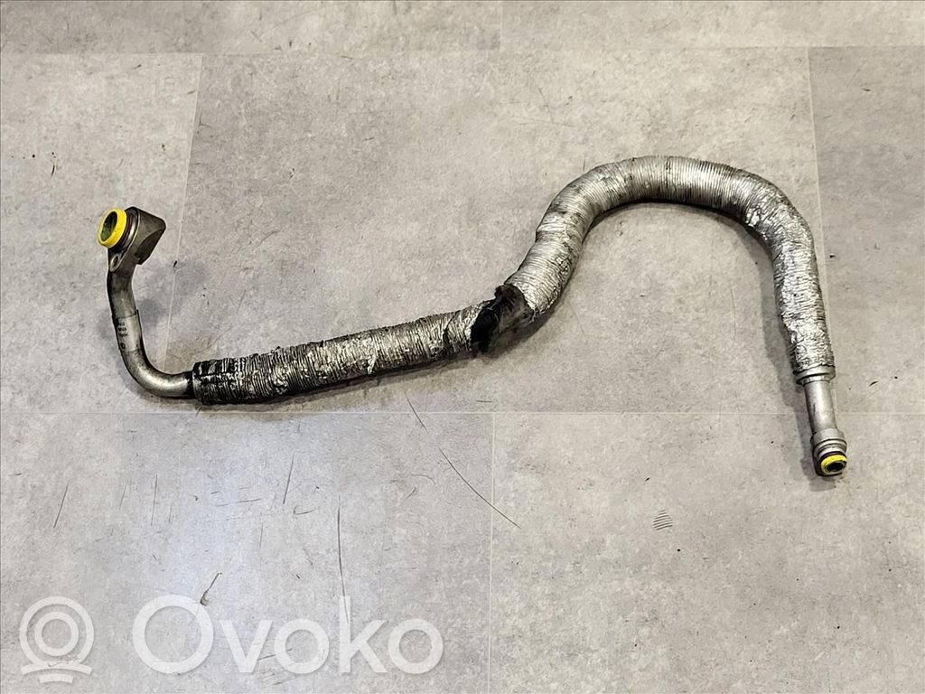 BMW X5 E70 Ilmastointilaitteen putki (A/C) 