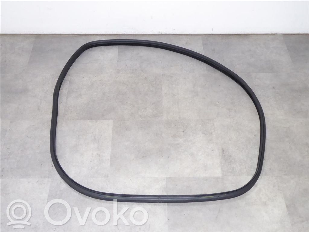 BMW 4 F36 Gran coupe Rubber seal front door (on door) 