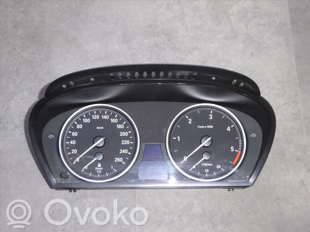 Geschwindigkeitsmesser Cockpit   62109194889,62109194889