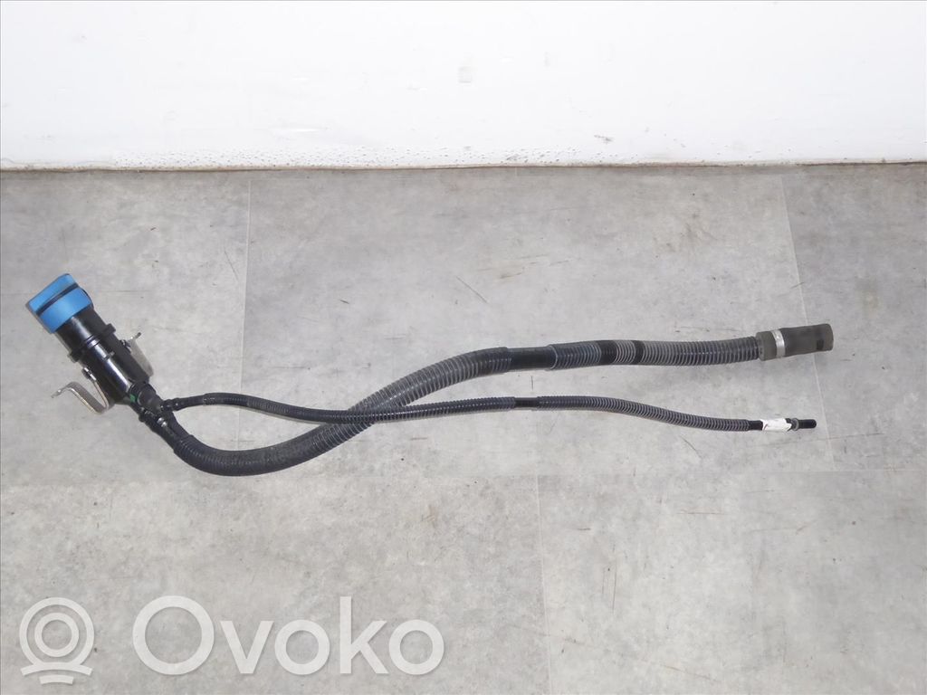 BMW 5 F10 F11 AdBlue skysčio tiekimo vamzdelis