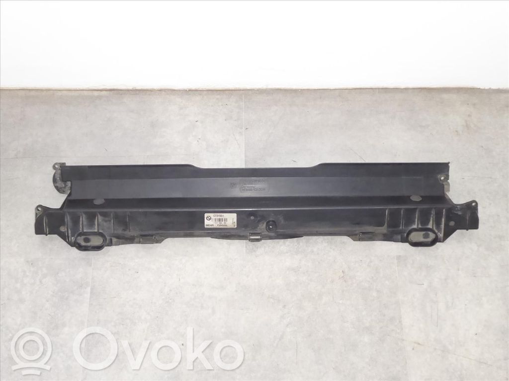BMW 5 E60 E61 Radiator mount bracket 
