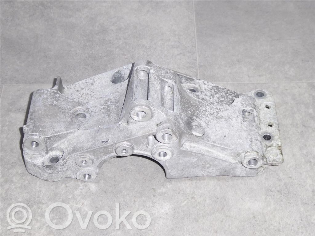 BMW 5 F10 F11 Supporto di montaggio del motore 