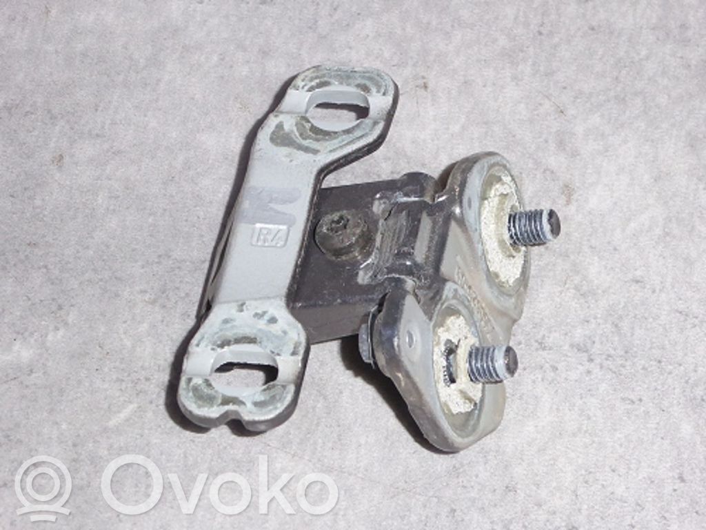BMW X1 E84 Tailgate/trunk/boot hinge 