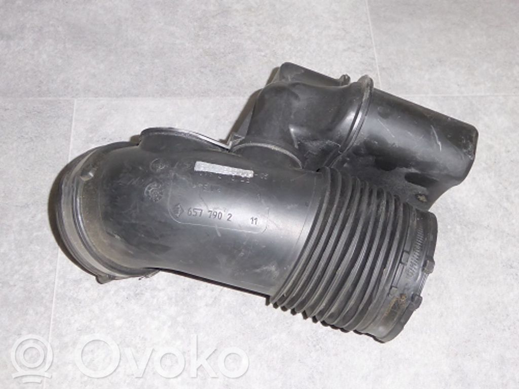 Air intake hose/pipe   13717536004,13717536004