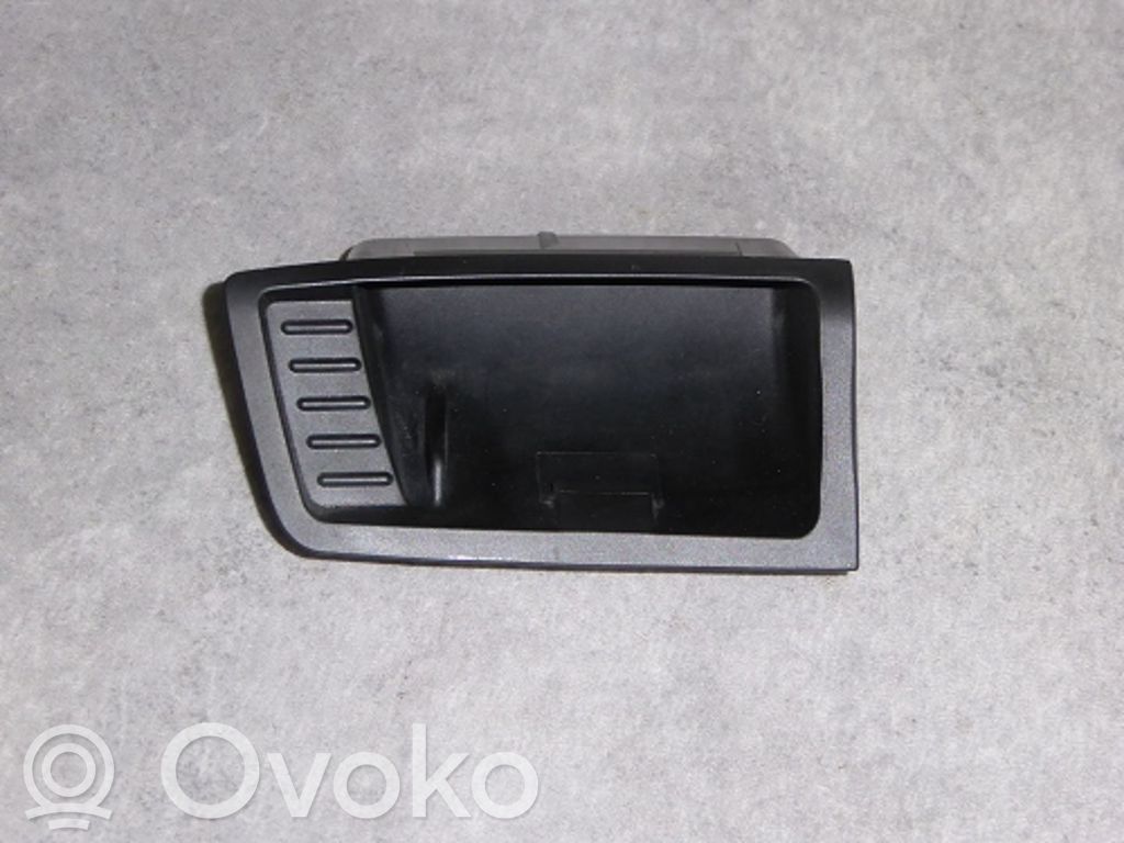 BMW 3 E90 E91 Aschenbecher vorne 