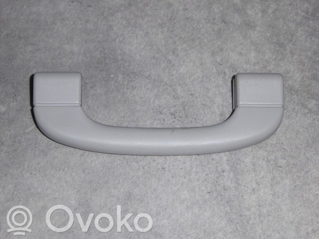 BMW 5 E60 E61 Rankenėlė priekinė 
