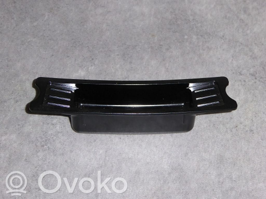 BMW 3 E90 E91 Pelnutrauks (aizmugurē) 