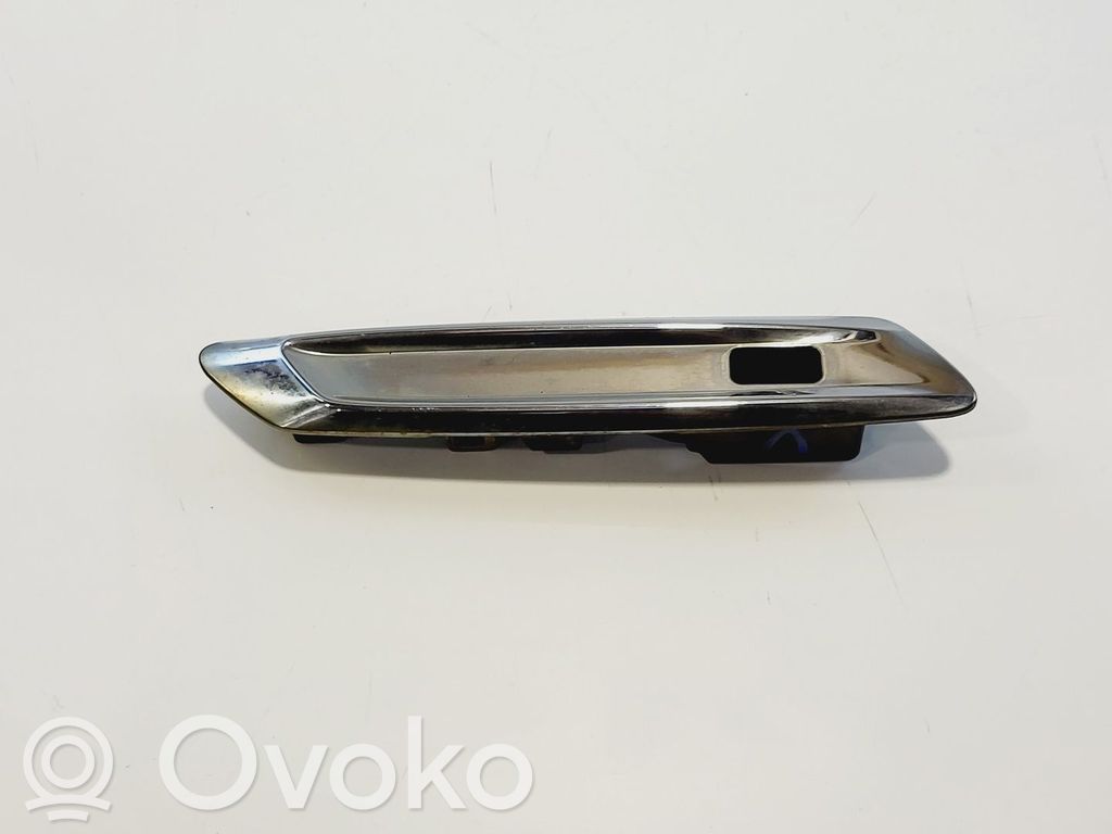 BMW 5 F10 F11 Listwa / Nakładka na błotnik przedni 