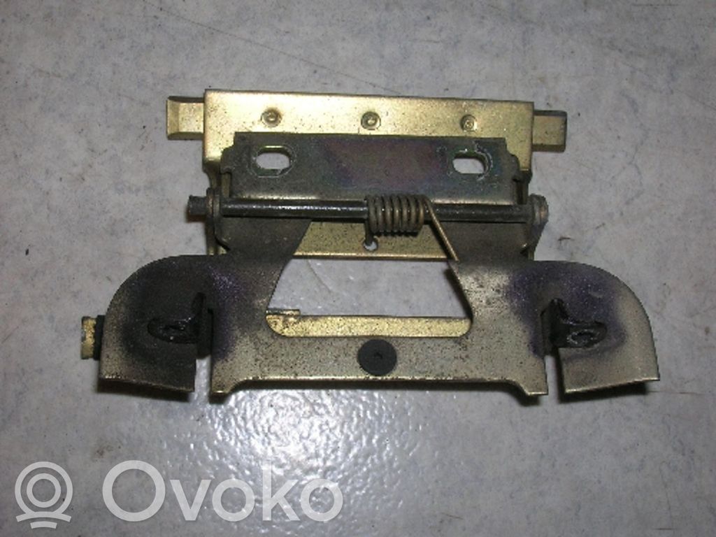 BMW 3 E30 Manecilla interna puerta delantera 