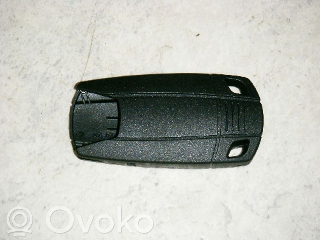 BMW 3 E90 E91 Takaoven lukko 