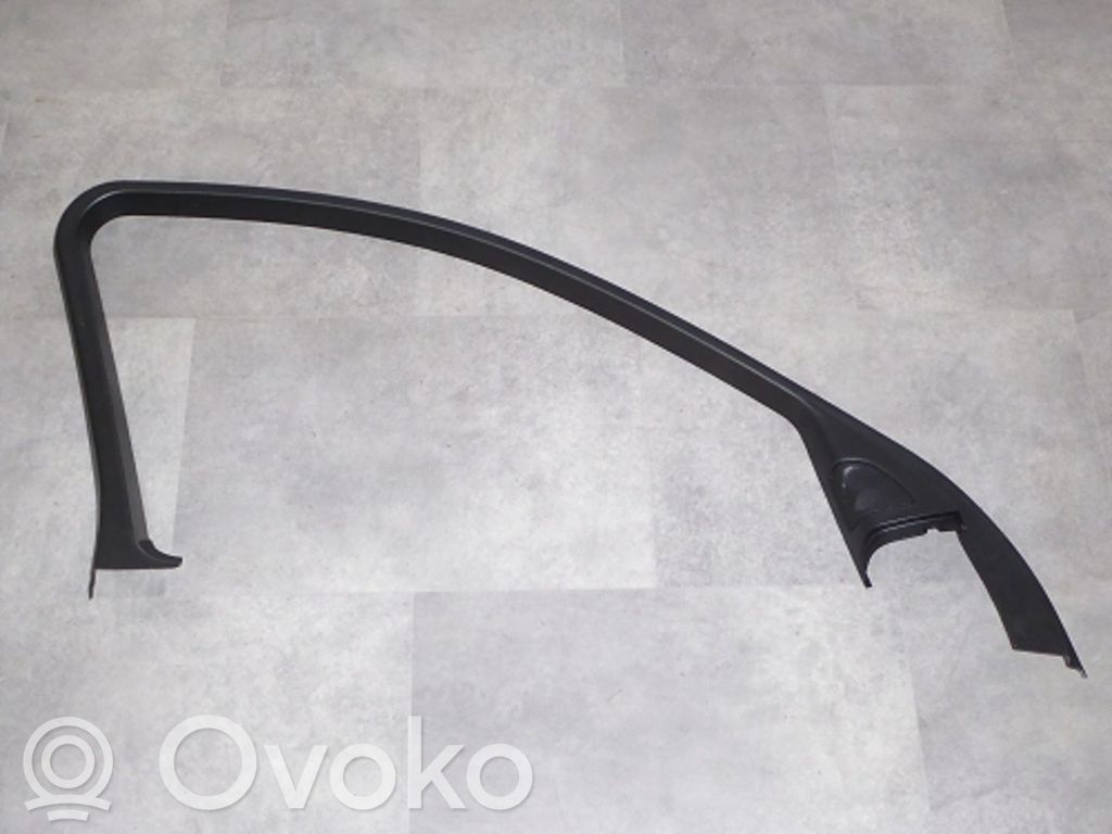 BMW X6 E71 Ramka szyby drzwi przednich 