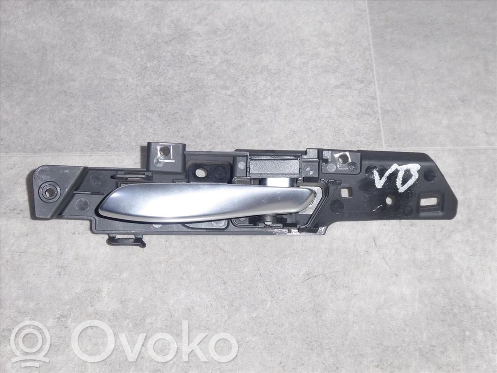 BMW X5 E70 Manecilla interna puerta trasera 