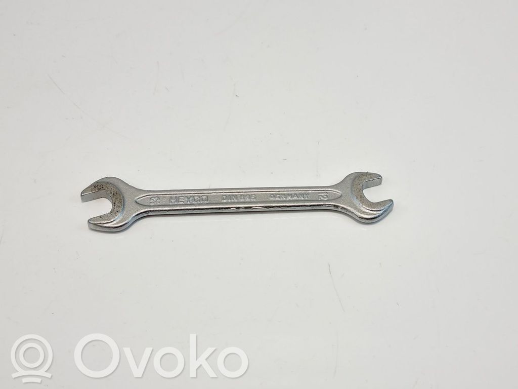 Tool set   71111126148,71111126148