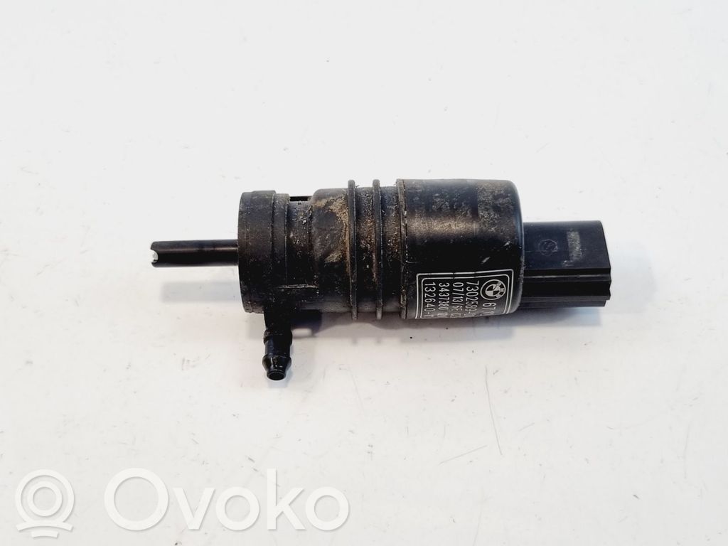 BMW 3 F30 F35 F31 Zbiornik płynu do spryskiwaczy szyby przedniej / czołowej