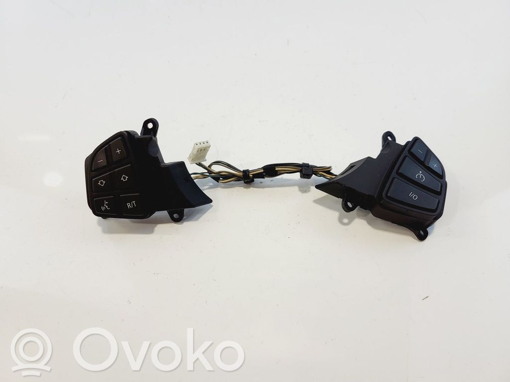 Boutons / interrupteurs volant   61316929935,61316929935