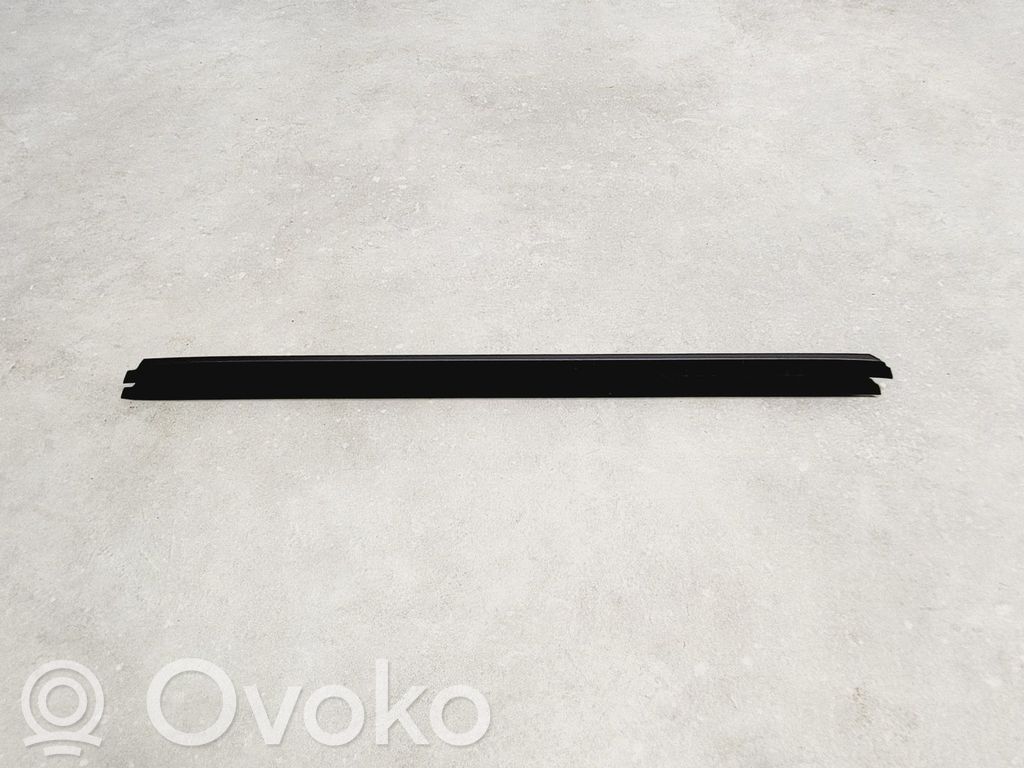 BMW 5 G30 G31 G38 Gumowa uszczelka drzwi przednich 