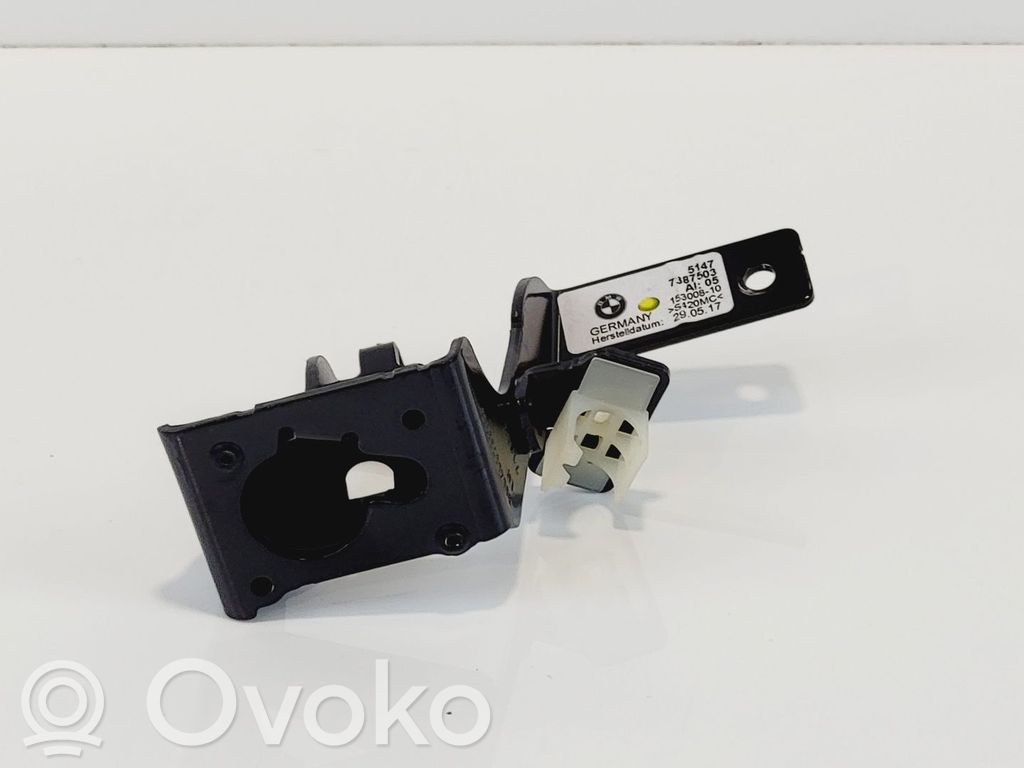 BMW 5 G30 G31 G38 Mocowanie / Zaczep siatki bagażowej 