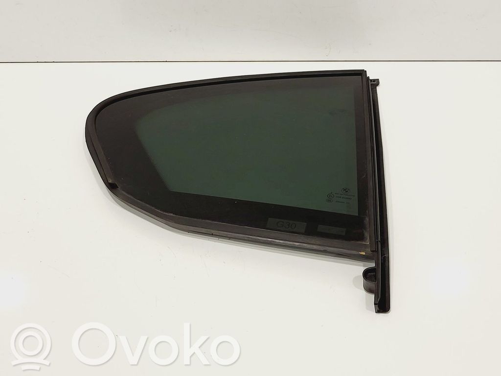 BMW 5 G30 G31 G38 Szyba karoseryjna tylna 