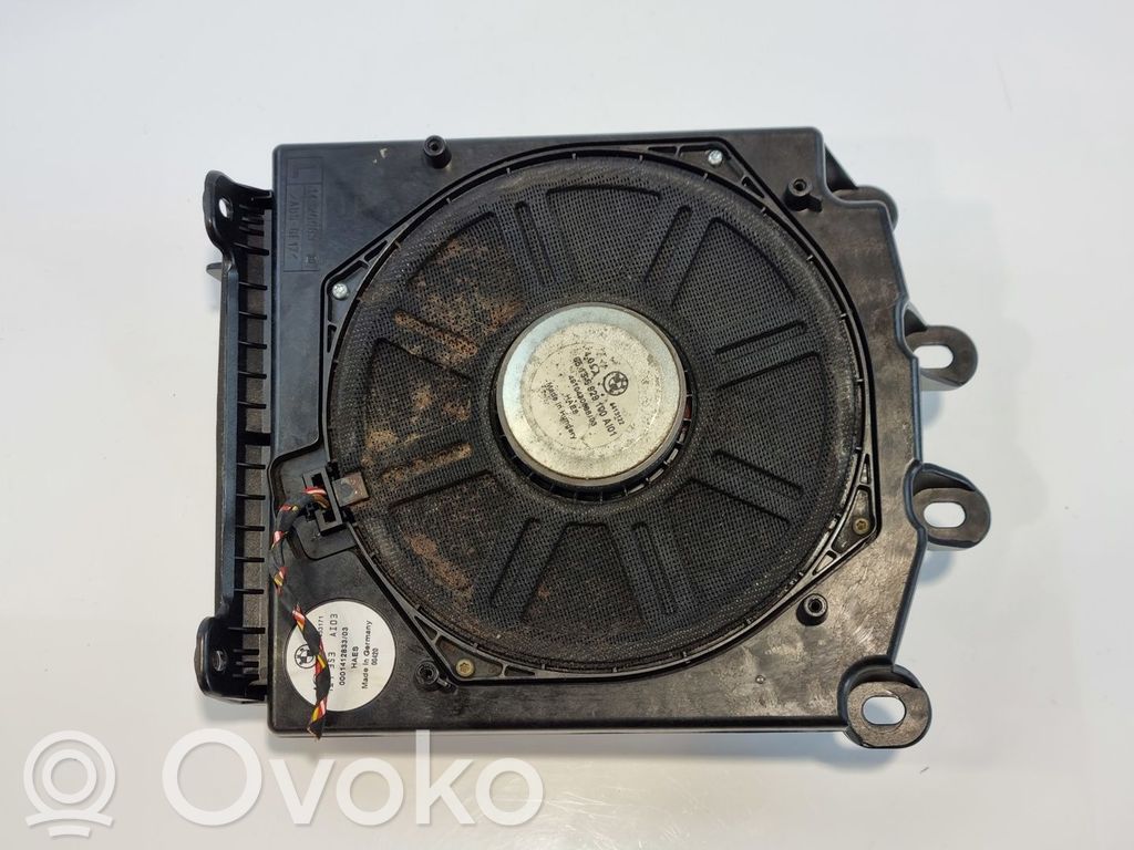 BMW 5 E60 E61 Subwoofer 