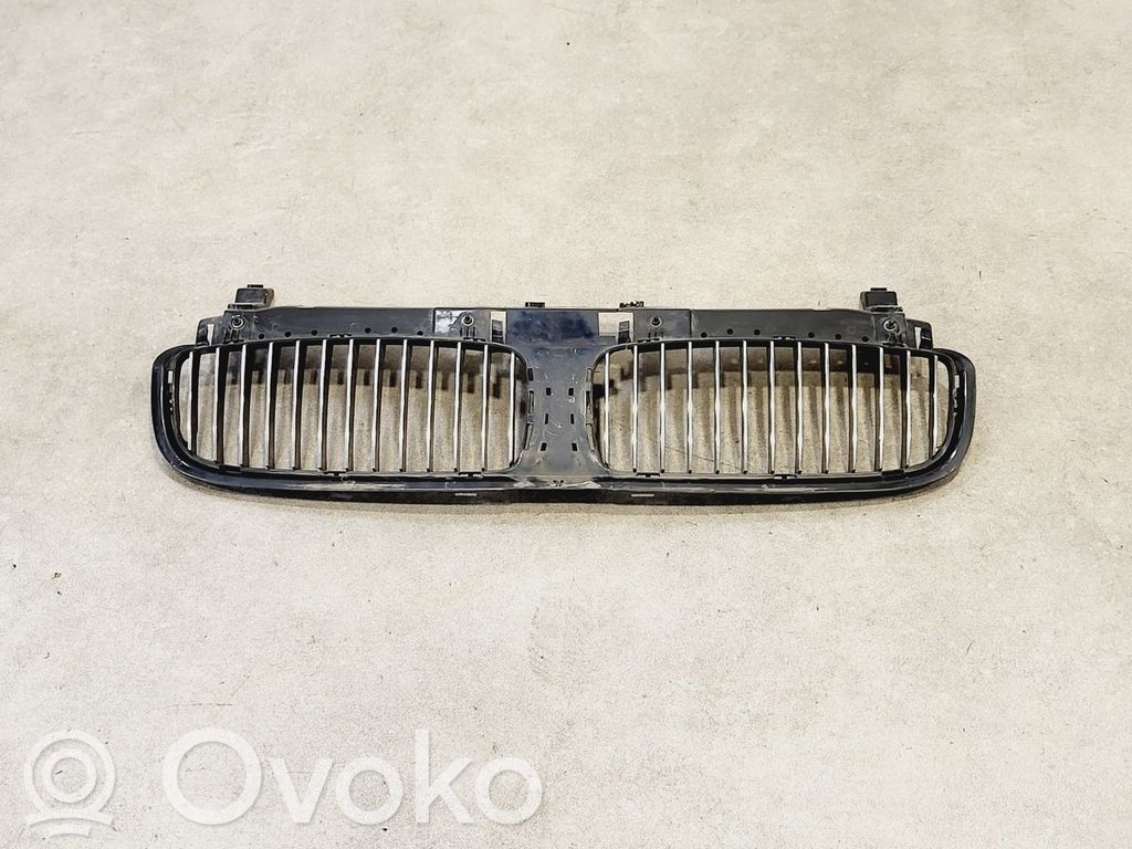 BMW 7 E65 E66 Kühlergrill 