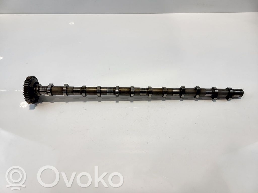 BMW 5 G30 G31 G38 Wałek rozrządu 