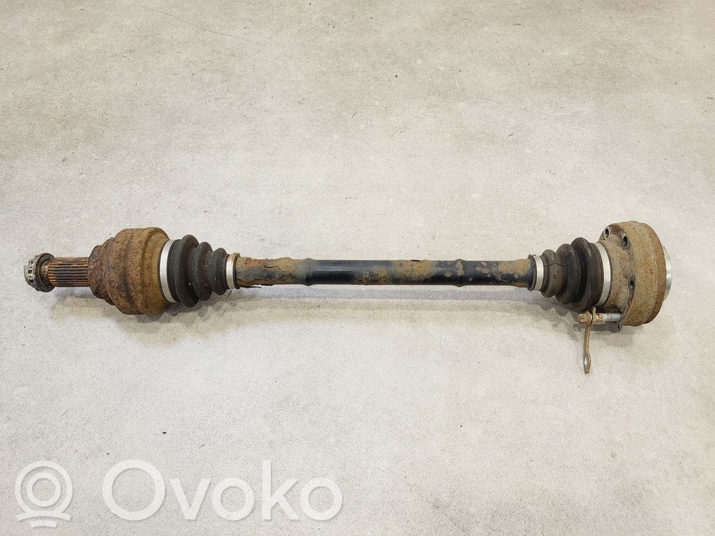 Takavetoakseli   33217561790,33217561790