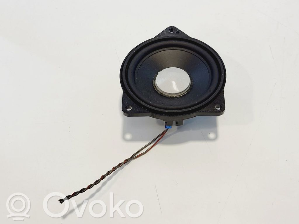 BMW 1 F20 F21 Altavoz de la puerta trasera 